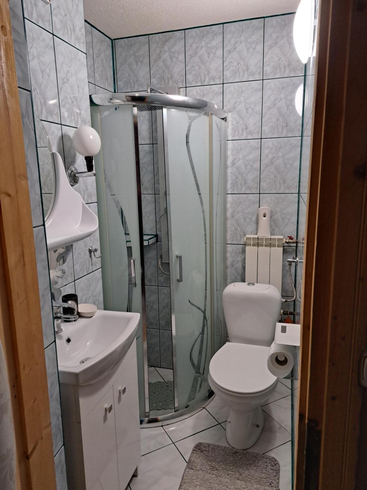 Pokoje Goscinne U Joanny Groń Εξωτερικό φωτογραφία